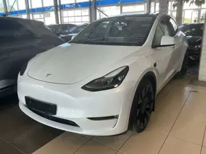 Tesla Model Y LongRangeDual*AWD*ACC*SHZ*LED*Navi*Leder