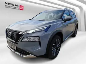 Nissan X-Trail 1.5 VC-T e-4ORCE 213PS 4x4 Tekna 5 Sitze