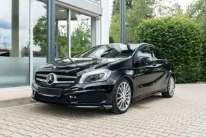 Mercedes-Benz A 250 4Matic/ AMG EXKLUSIV/ XENON/ PANORAMA/ HK