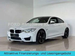BMW M4 Baureihe M4 Coupe Carbon HeadUp PDC DE-FZG