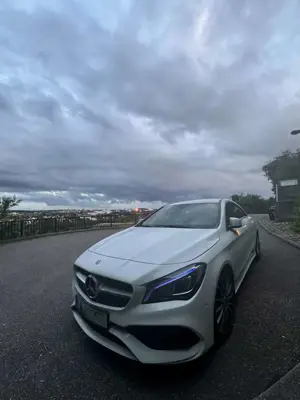 Mercedes-Benz CLA 200 d 7G-DCT Peak Edition