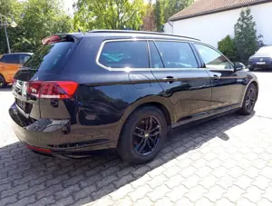 Volkswagen Passat Variant R-Line 2.0 TDI DSG*HARMAN-KARDON*NAVO*MASSAGE Bild 4