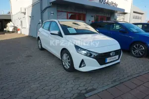 Hyundai i20 Select 1,2 Ltr. - 62 kW 16V KAT,