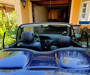Renault Megane Megane Cabriolet 1.6 Privilege Bild 4