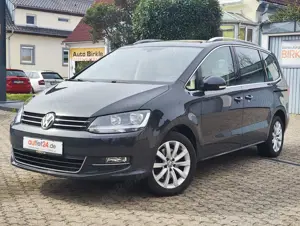 Volkswagen Sharan Highline 1.5TSI 150PS AHK PDC SHZ ALU 8xReifen