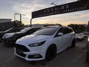 Ford Focus Turnier ST 41 T km , ( 400 Ps  )  ST