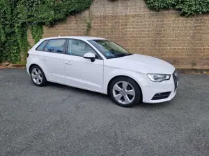 Audi A3 A3 2.0 TDI Limousine (clean diesel) Ambition Bild 4