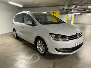 Volkswagen Sharan 2.0 TDI Highline - Diesel - Manual - 7 Sitze