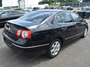 Volkswagen Passat Sportline 1.9 TDI *SITZHZ*ZAHNRIEMEN NEU*2.HAND Bild 4