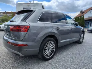 Audi Q7 3.0 TDI quattro Matrix Leder AHK BOSE Sound Bild 2
