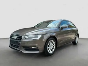 Audi A3 Sportback attraction*Navi*SHZ*PDC*Klimaanlage