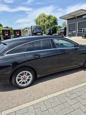 Mercedes-Benz CLA 220 Shooting Brake d 7G-DCT Peak Edition