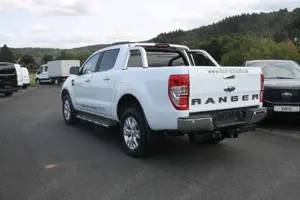 Ford Ranger Limited Doppelkabine 4x4+LMF+SHZ+NAVI+AHK+RFK+ Bild 4