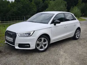 Audi A1 Sportback 1,4 TFSi sport Navi,Xenon,Sound,SHZ,EPH