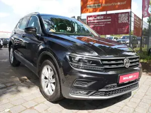 Volkswagen Tiguan Highline 4M*STANDHZG*ACC*PANO*SCHIEBE*LED