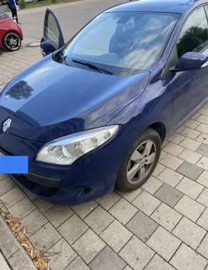 Renault Megane dCi 130 FAP AHK TÜV 7/27 Klima