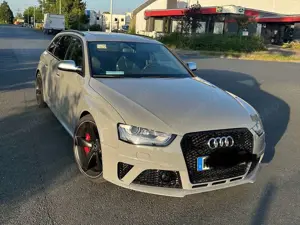 Audi RS4 RS4 Avant S tronic Bild 2