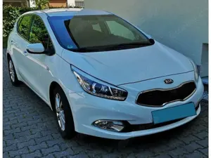 Kia Ceed SW / cee'd SW Ceed SW 1.4 CVVT Dream Team Edition