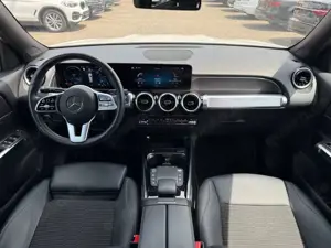 Mercedes-Benz GLB 220 d*Night-Paket+Park-Paket+Keyless Go+AHK* Bild 2
