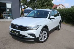 Volkswagen Tiguan Life Kamera360° Navi Carplay Matrix LED Bild 1