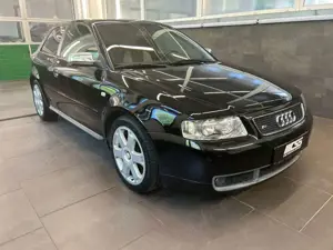 Audi S3 1.8T quattro Facelift 1.Hand Scheckheft Bild 4