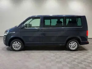 Volkswagen T6.1 Caravelle Comfortline TDI DSG | LED NAVI Bild 3