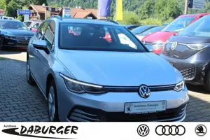 Volkswagen Golf VIII Variant 2.0 TDI Life Navi+CarPlay Klima Navi