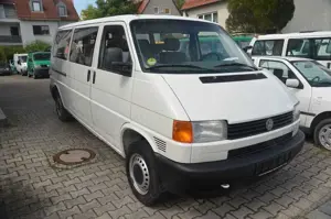 Volkswagen T4 Bus Kombi 2,4D, langer Radstand Bild 3