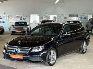 Mercedes-Benz E 220 d T-Modell *AHK*SHZ*NAV*ACC*LED*PDC*RK*