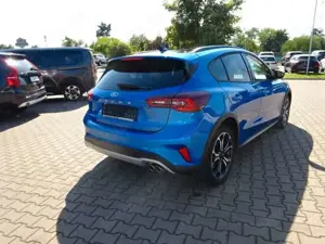 Ford Focus 155PS Autm. Active X Leder Navi Matrix-LED Bild 5
