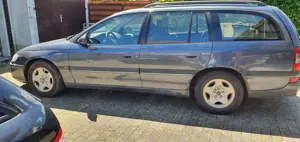 Opel Omega Omega Caravan MV6