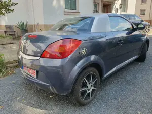 Opel Tigra Twin Top 1.8 Edition Bild 3