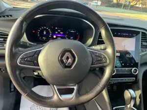 Renault Megane IV Techno, 1.Hd, 50KW Hybridantrieb, AHK Bild 4