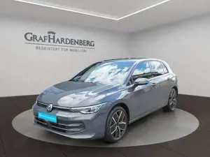 Volkswagen Golf VIII 1.5 eTSI DSG Style Matrix LED ACC