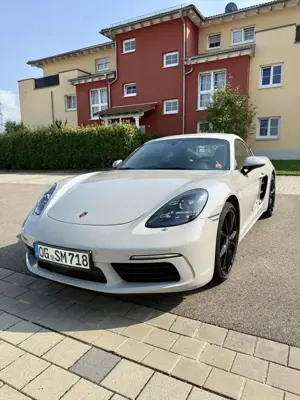 Porsche Cayman Porsche Cayman /  Sportabgas / 20 Zoll / PDK