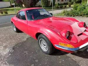 Oldtimer Opel GT J Bild 3
