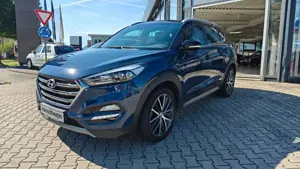 Hyundai TUCSON Passion + TÜV*SERVICE NEU*8 Fach Bereift