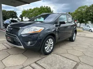 Ford Kuga Titanium 4x4 BI XENON LEDER AHK