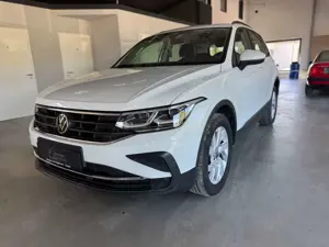Volkswagen Tiguan 2.0 TDI Life 4Motion Matrix/Stand-HZ/AHK