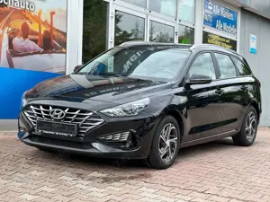 Hyundai i30 cw *Automatic*SitzHz*NAVI*AppleCar*