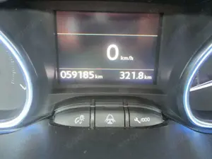 Peugeot 2008 Allure / Vollleder / Panoramadach / Navi /Garantie Bild 5