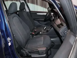 BMW 216 d Gran Tourer 7Sitzer Navi BT USB Bild 4