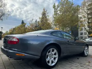 Jaguar XK8 Jaguar XK8Deutsche Ausführung! Bild 5