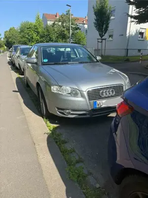 Audi A4 1.6