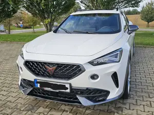 CUPRA Formentor Formentor VZ 2.0 TSI 4Drive DSG AHK Pano LED