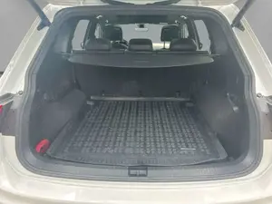 Volkswagen Tiguan Allspace R-Line 2.0TDI DSG 4Motion Pano Bild 5