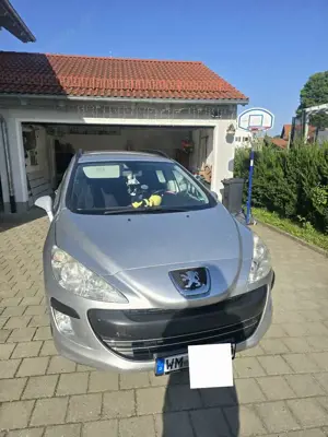 Peugeot 308 SW HDi FAP 110 (Blue Lion) Premium Bild 2