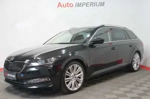 Skoda Superb Combi Style 4x4 2.0 TDI *AHK*MATRIX*ACC*