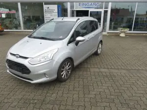 Ford B-Max Titanium