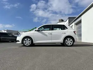 Skoda Fabia 1.0 TSI Ambition 87€ m. 20% Anzahlung DAB Navi K Bild 2